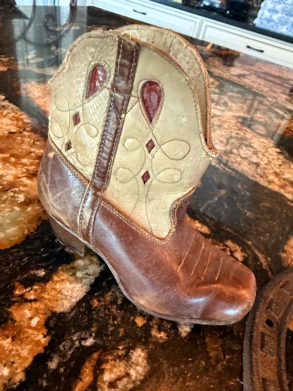 Vintage Real Mini Cowboy Boot/Brown & Cream w/Vtg Horse Shoe Western Texas - Picture 4 of 6